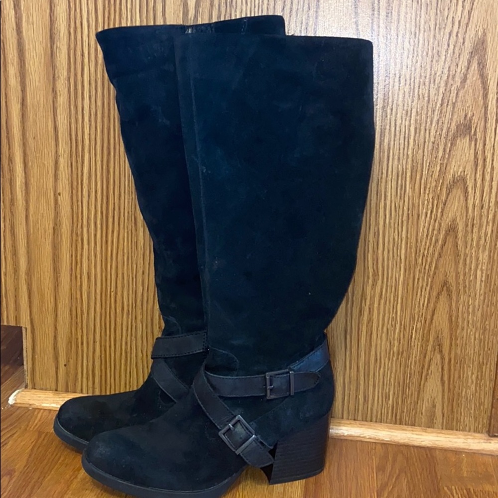 BOC Black Suede Leather Born Boots EUC